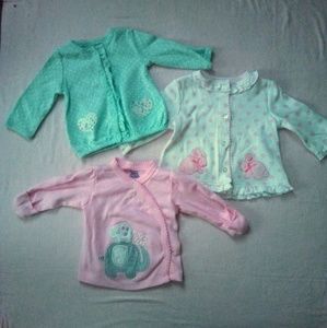 Baby Bundle! 🐰🐘 3pc. NB Sweaters